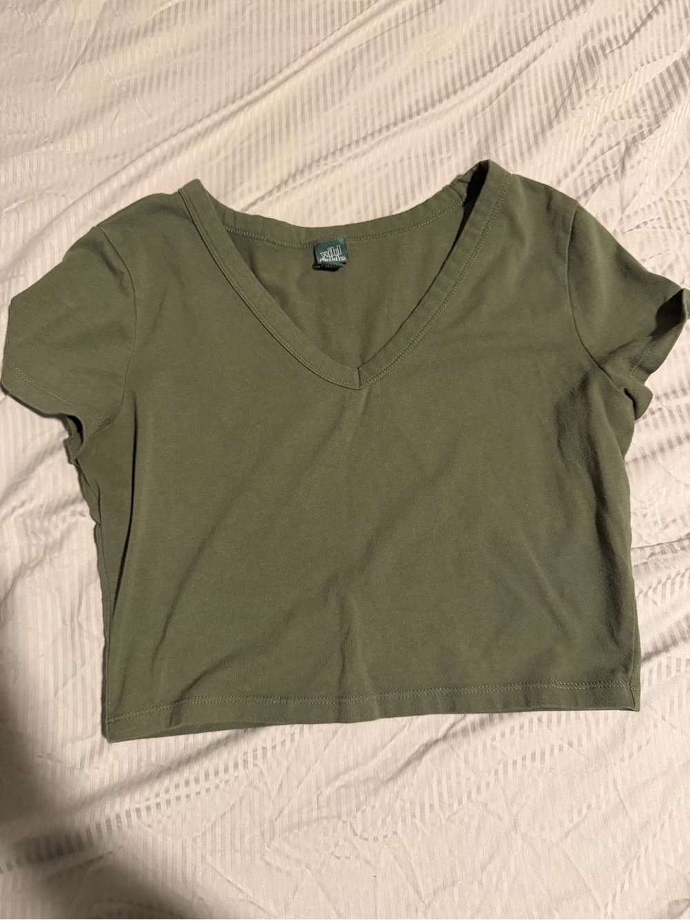 wild fable Olive V‑Neck Cropped Tee